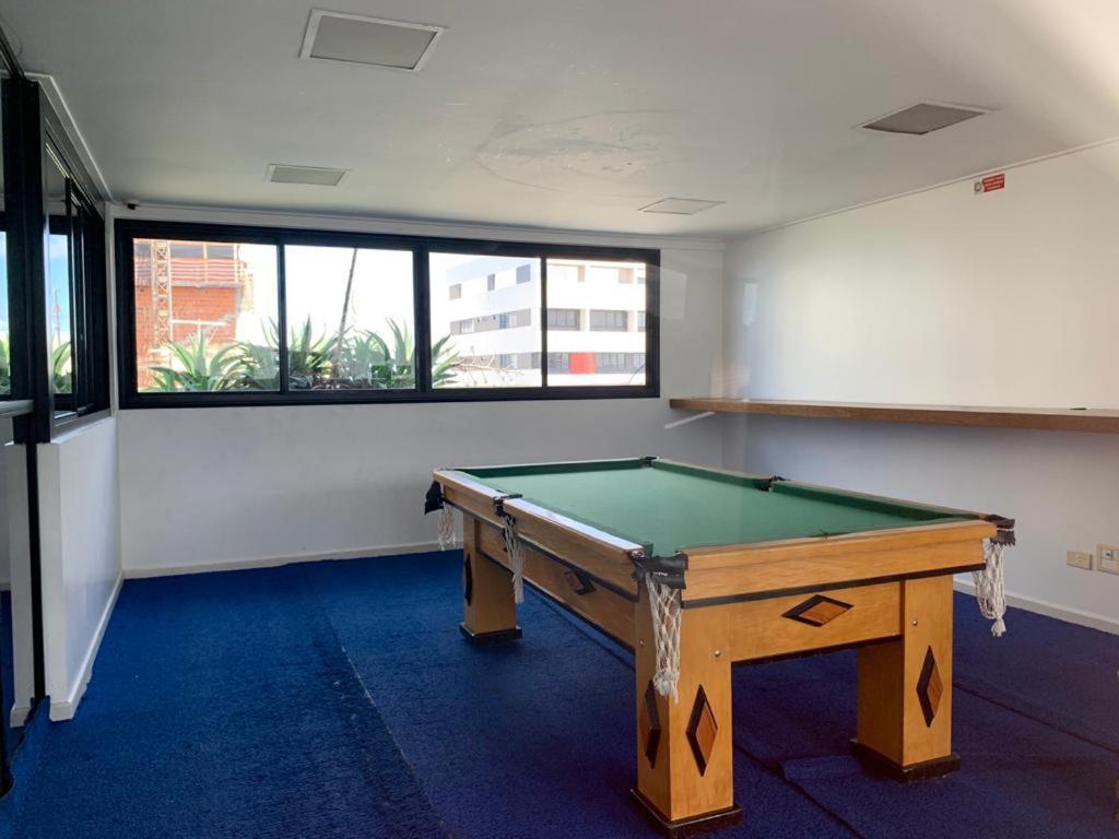 No Edifcio Neo 2 Beira De Pajucara Mobiliado Com 02 Quartos Consumo Eletrico é Pago No Ckeck-out *